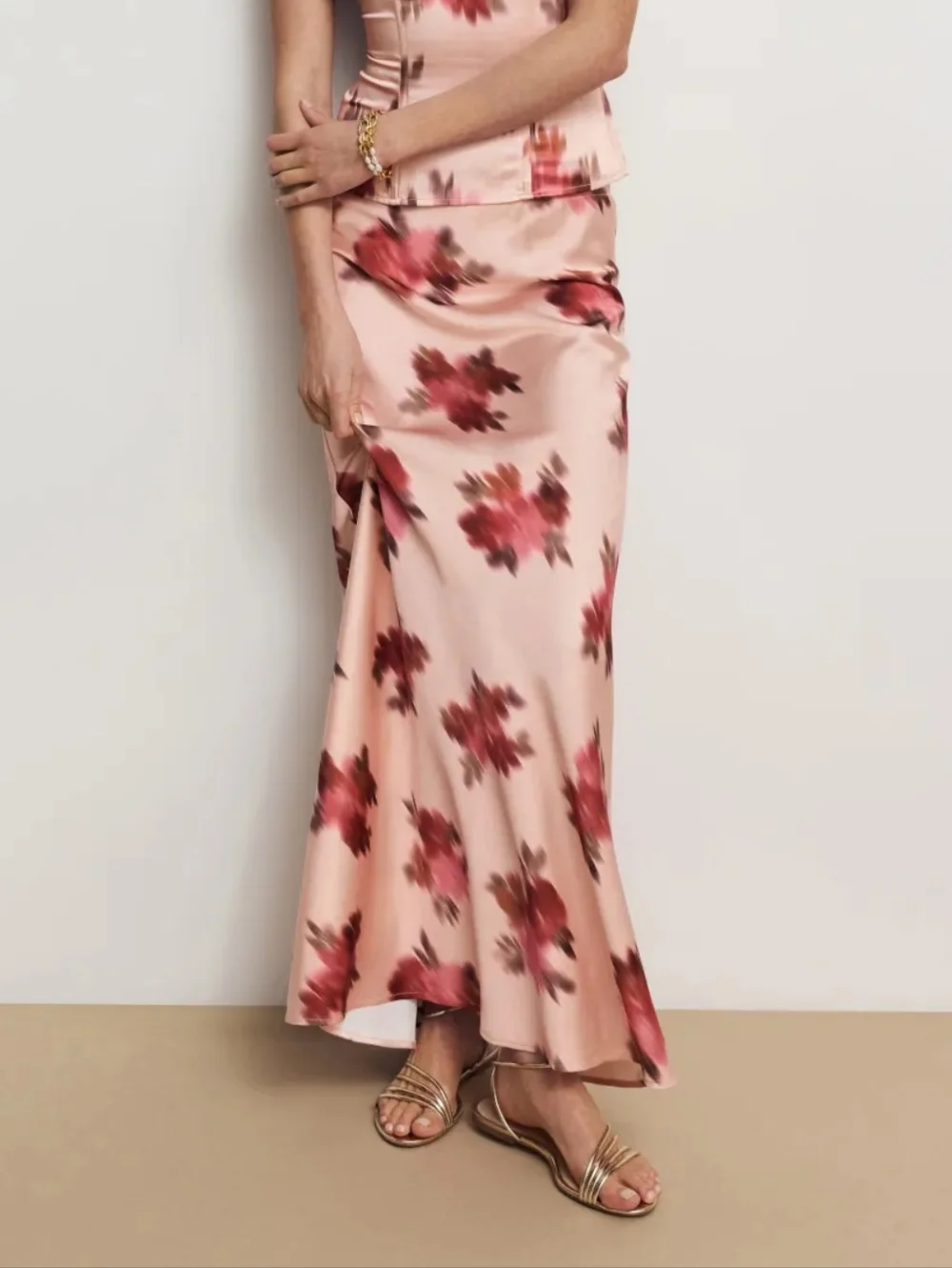 WeWoreWhat Pink Blurred Floral Print Satin Maxi Skirt Size 4